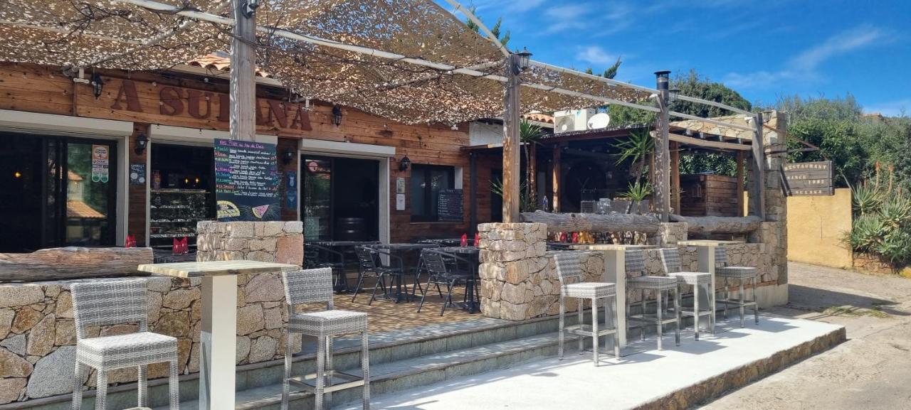 L'Auberge Galeria Екстер'єр фото